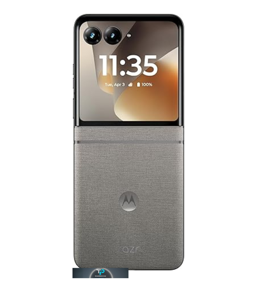 Smartphone pieghevole Motorola Razr 70 in colorazione Pantone Sporting Green, vista frontale e posteriore con finitura in pelle vegana e display esterno attivo.